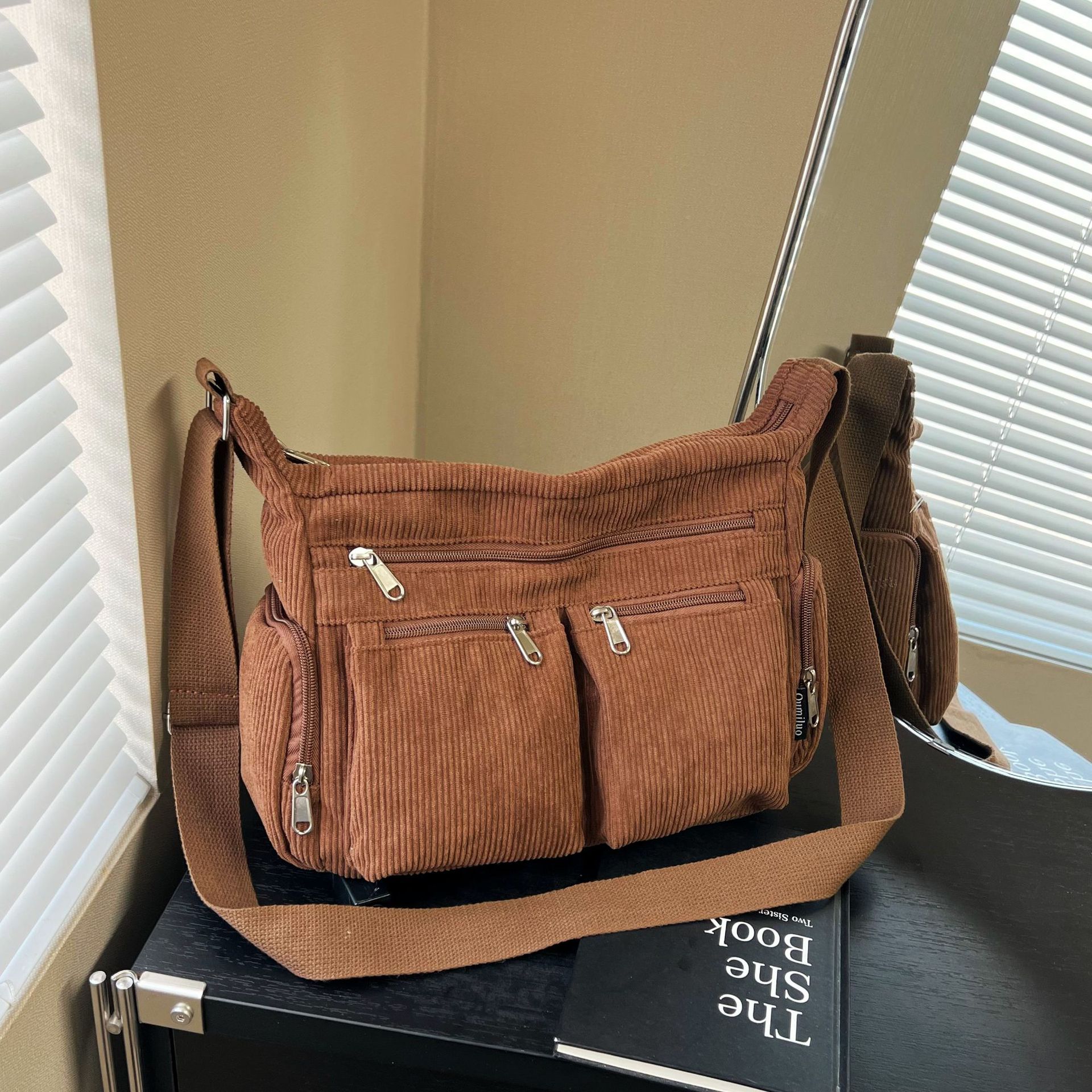 Striped corduroy commuter wome – Edc Carry Bag Bewertung und Preis