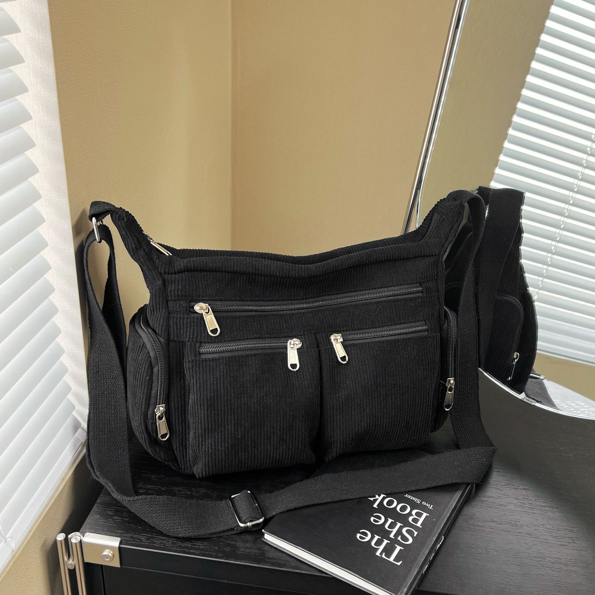 Striped corduroy commuter wome – Edc Carry Bag Bewertung und Preis